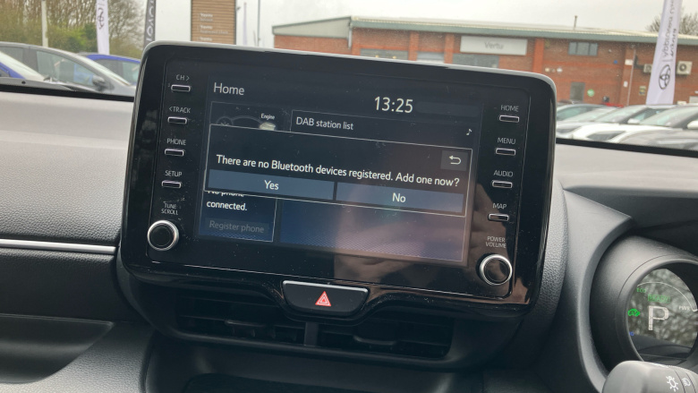 Toyota Yaris 1.5 Hybrid Design 5dr CVT Hybrid Hatchback